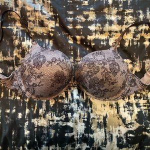 Victoria’s Secret Miraculous Plunge 36D